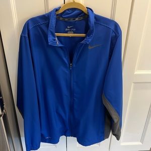 Men zip up nike sweatshirt